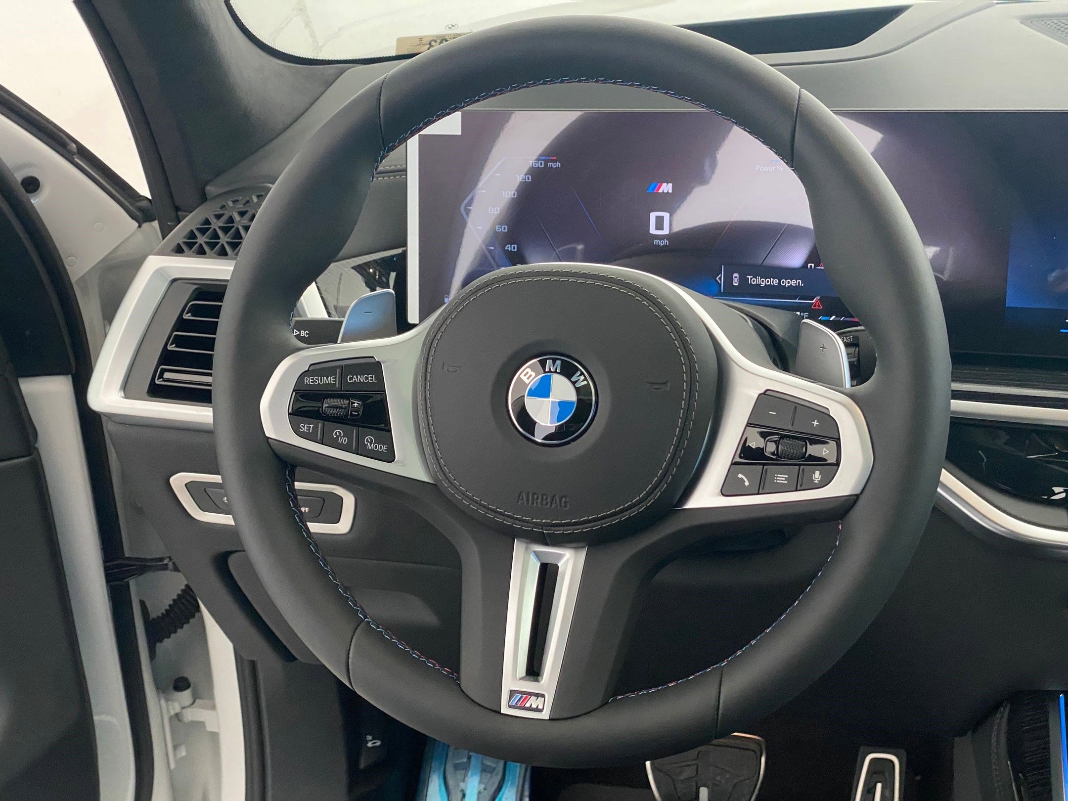 2026 BMW X7 M60i - Photo 17