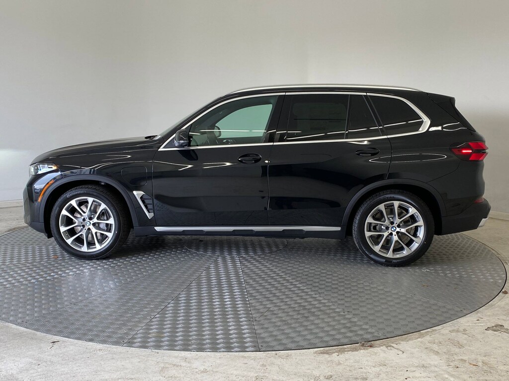 New 2026 BMW X5 PHEV xDrive50e SUV