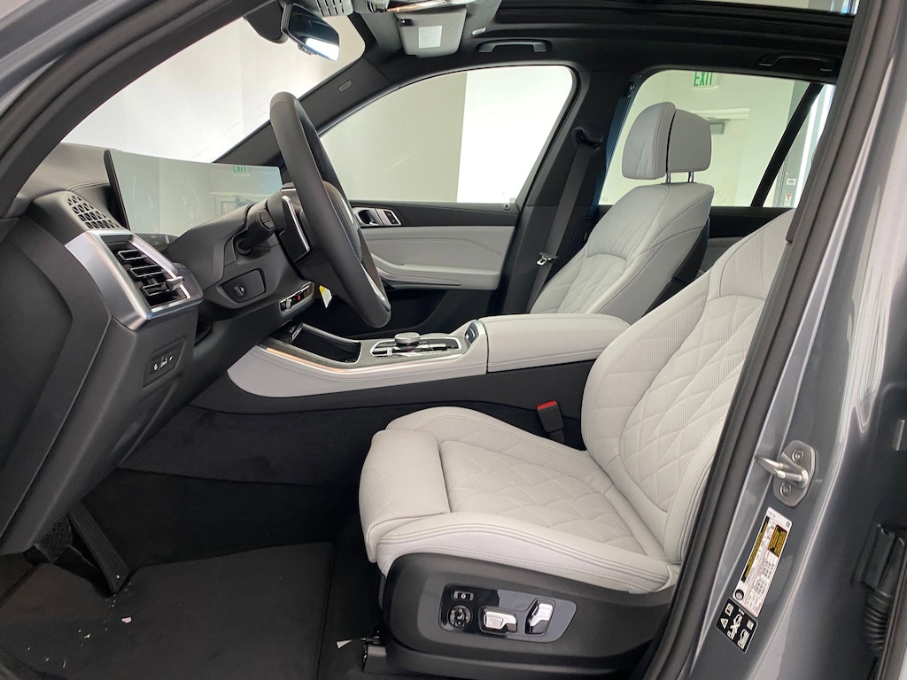 New 2026 BMW X5 xDrive40i SUV