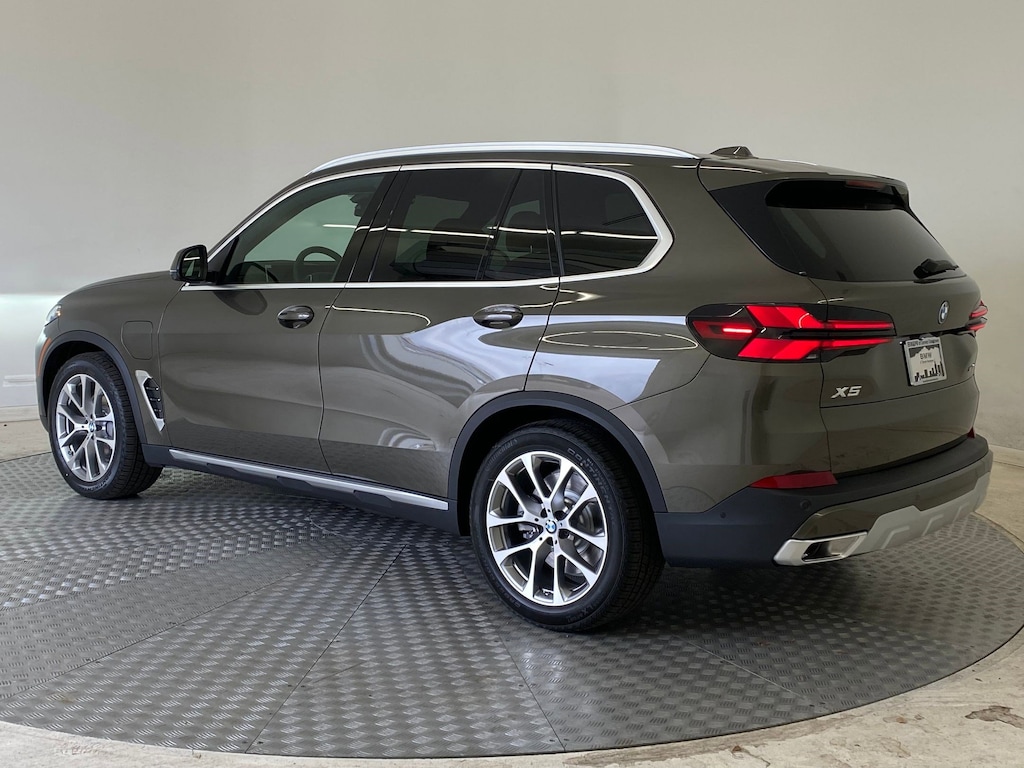 New 2026 BMW X5 PHEV xDrive50e SUV