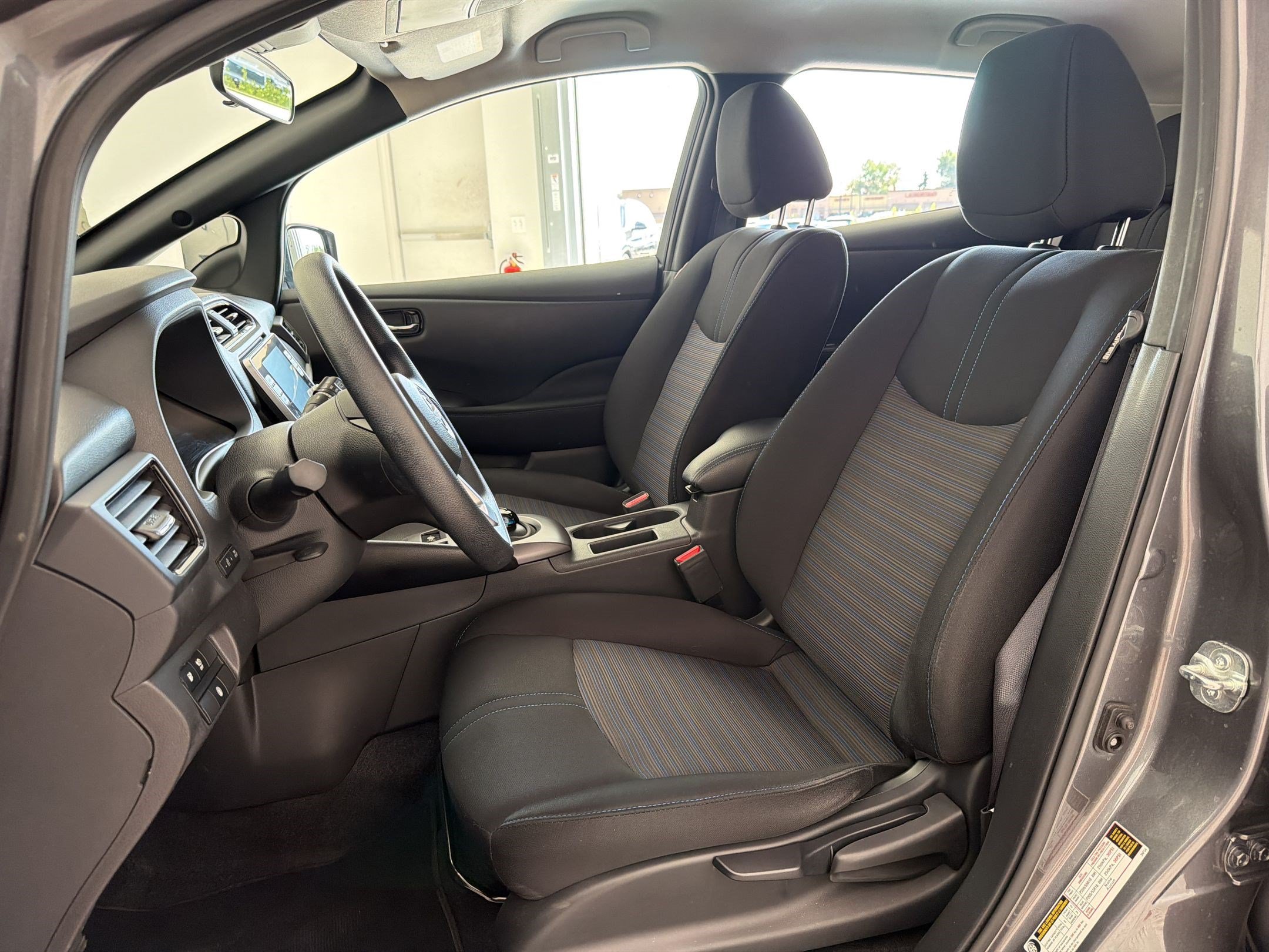2025 Nissan LEAF S Hatchback