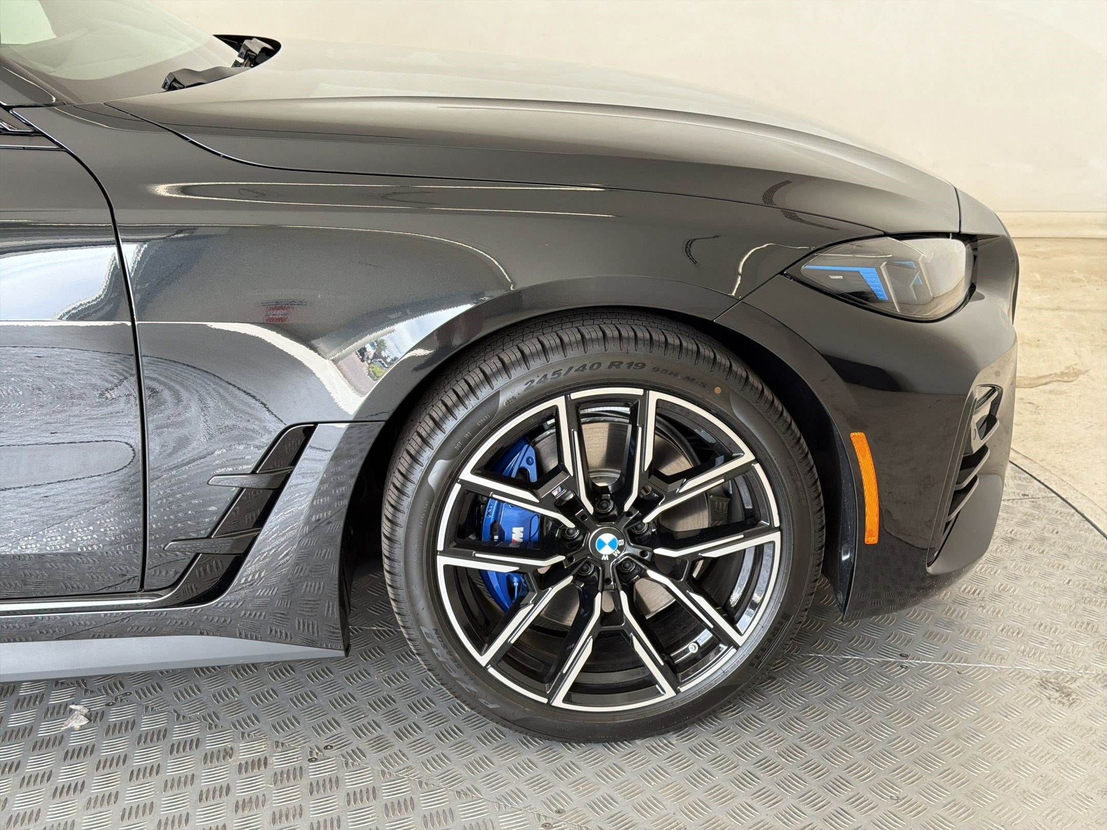 2026 BMW 4 Series 430i - Photo 12