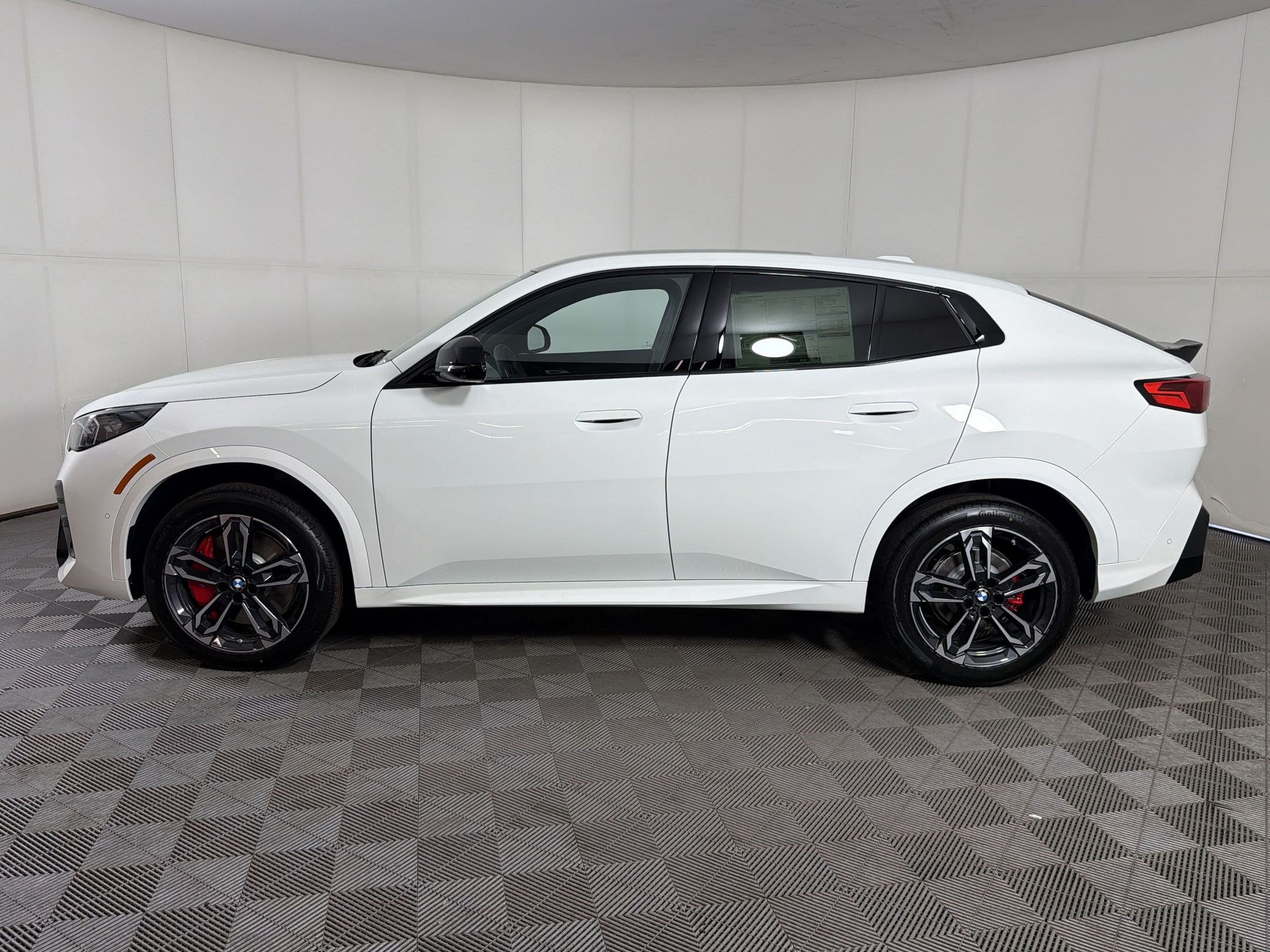 X2 XDrive28i SUV