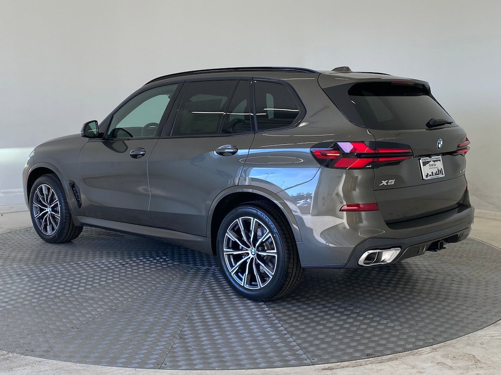 New 2026 BMW X5 xDrive40i SUV