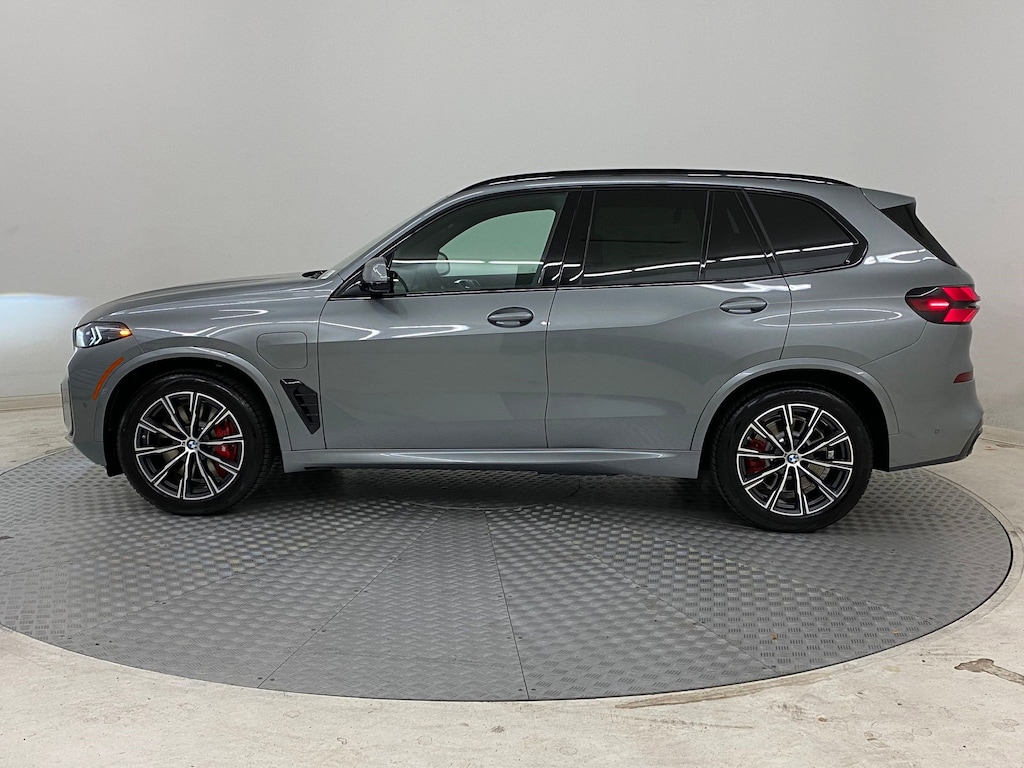 New 2026 BMW X5 PHEV xDrive50e SUV