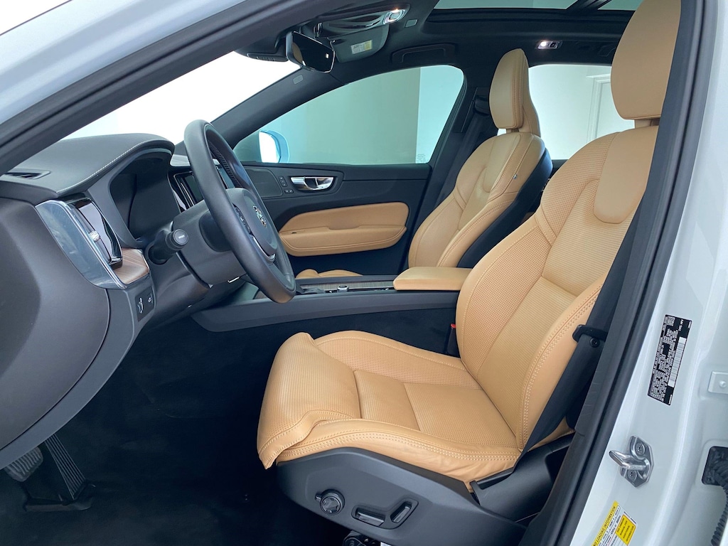 Used 2021 Volvo XC60 Inscription SUV