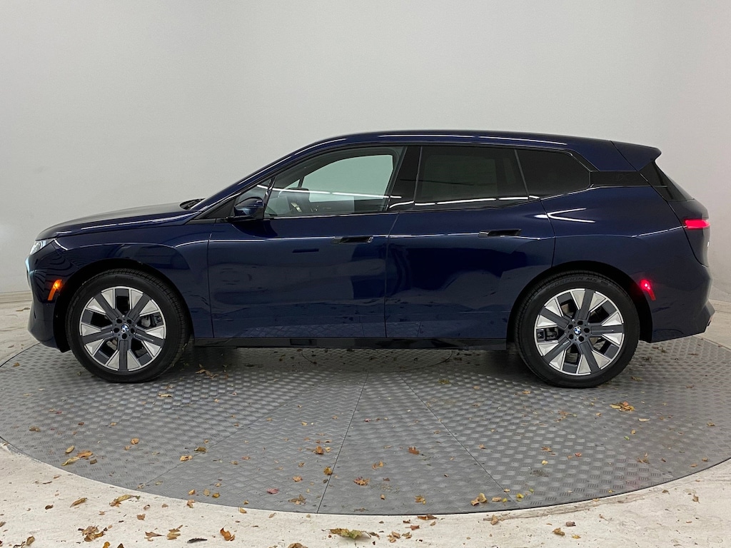 New 2026 BMW iX xDrive45 SUV