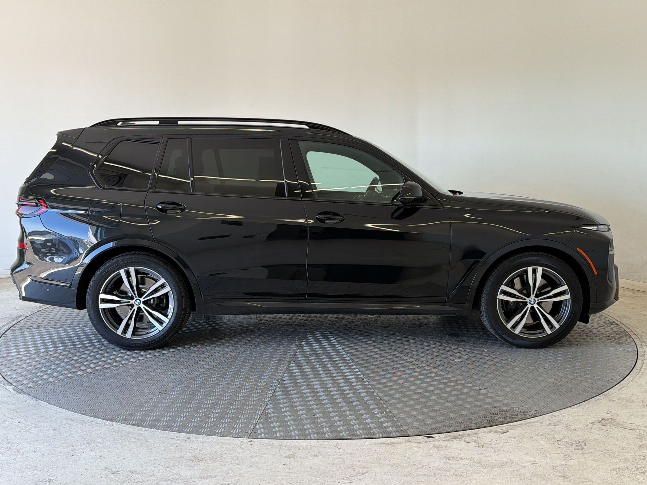 2026 BMW X7 40i - Photo 8
