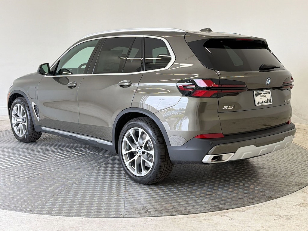 New 2026 BMW X5 PHEV xDrive50e SUV