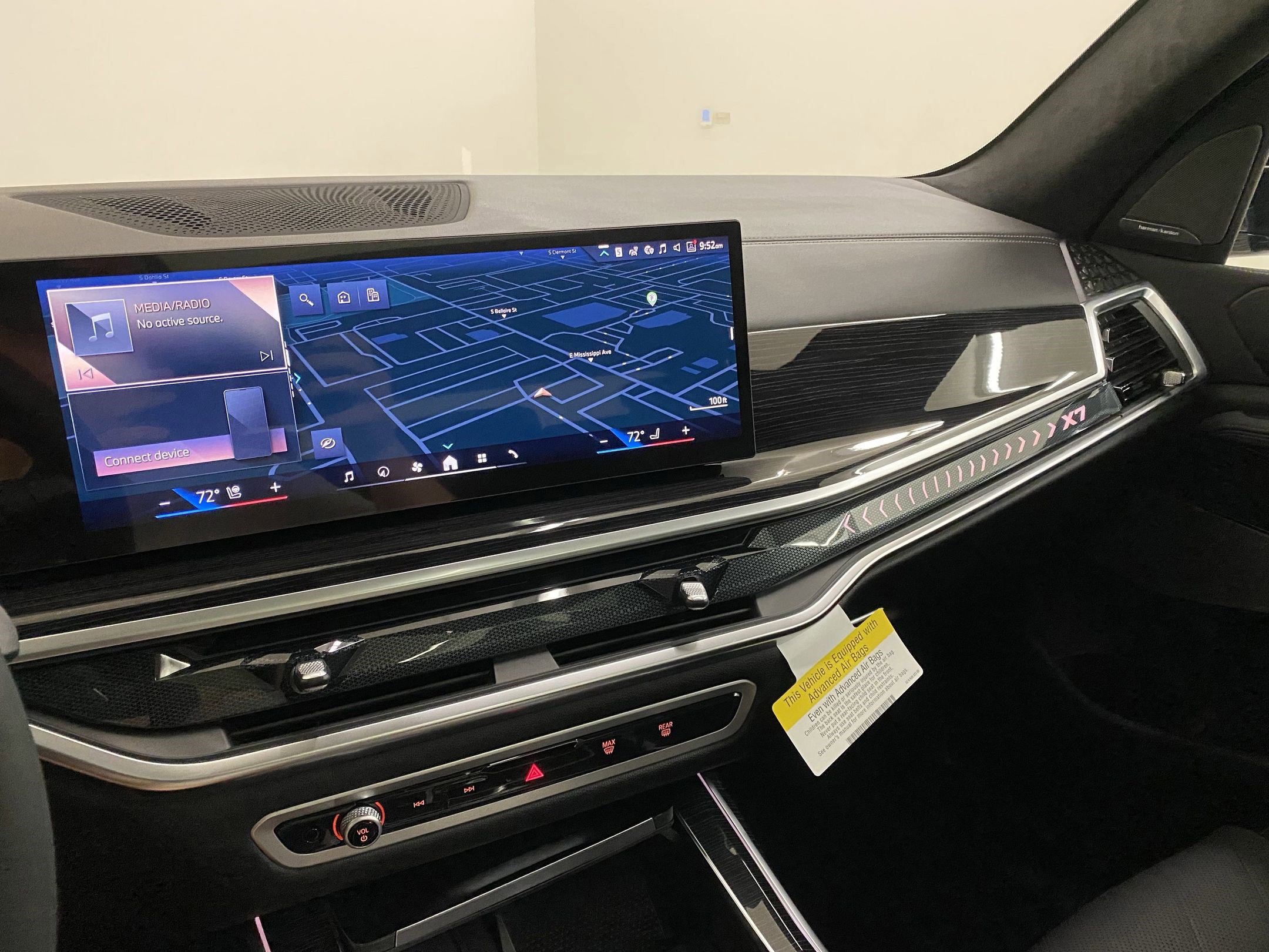 2026 BMW X7 40i - Photo 24