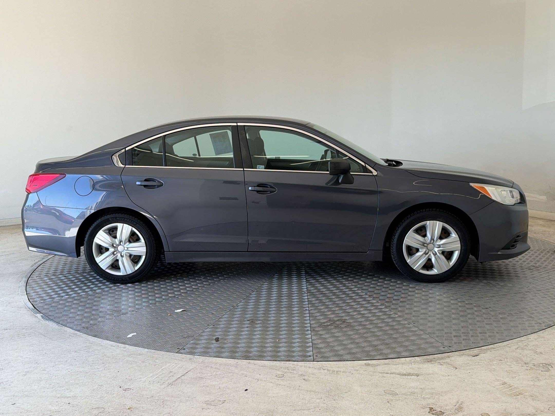 Legacy 2.5i Sedan
