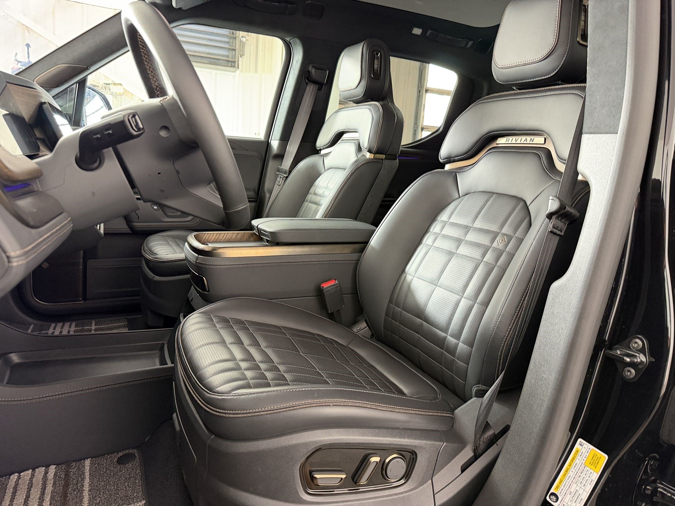 2026 Rivian R1T R1T Quad Motor Max Pack (Quad Motor Max Pack) Truck Crew Cab