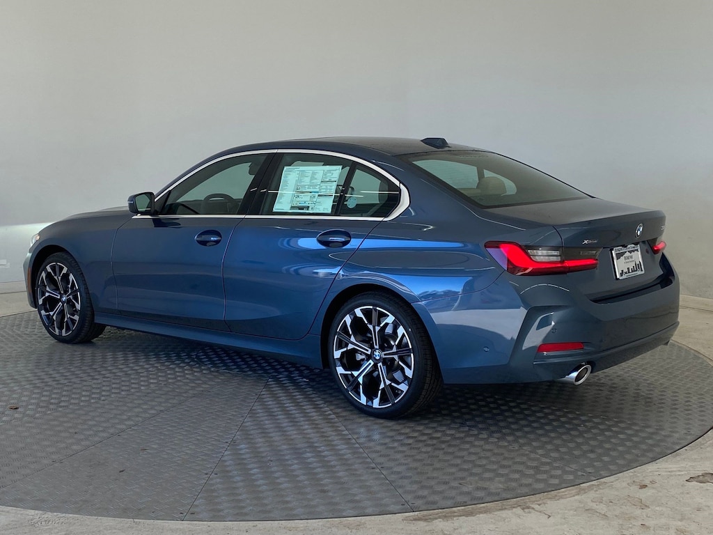 New 2026 BMW 330i xDrive Sedan