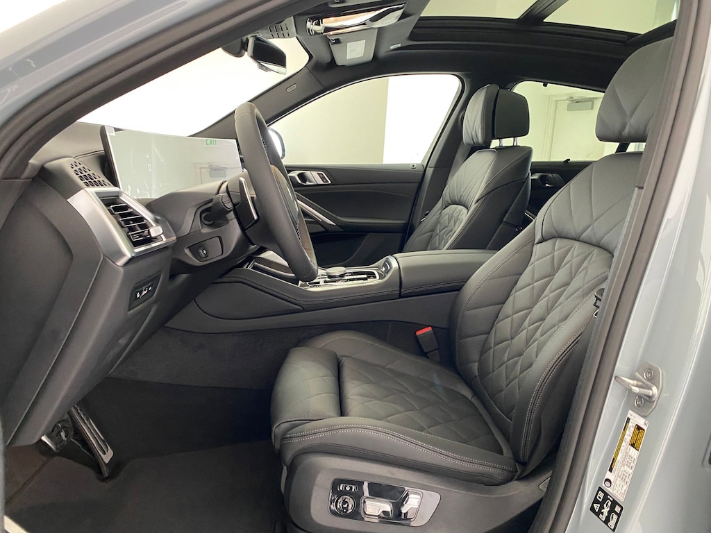 New 2026 BMW X6 M60i SUV