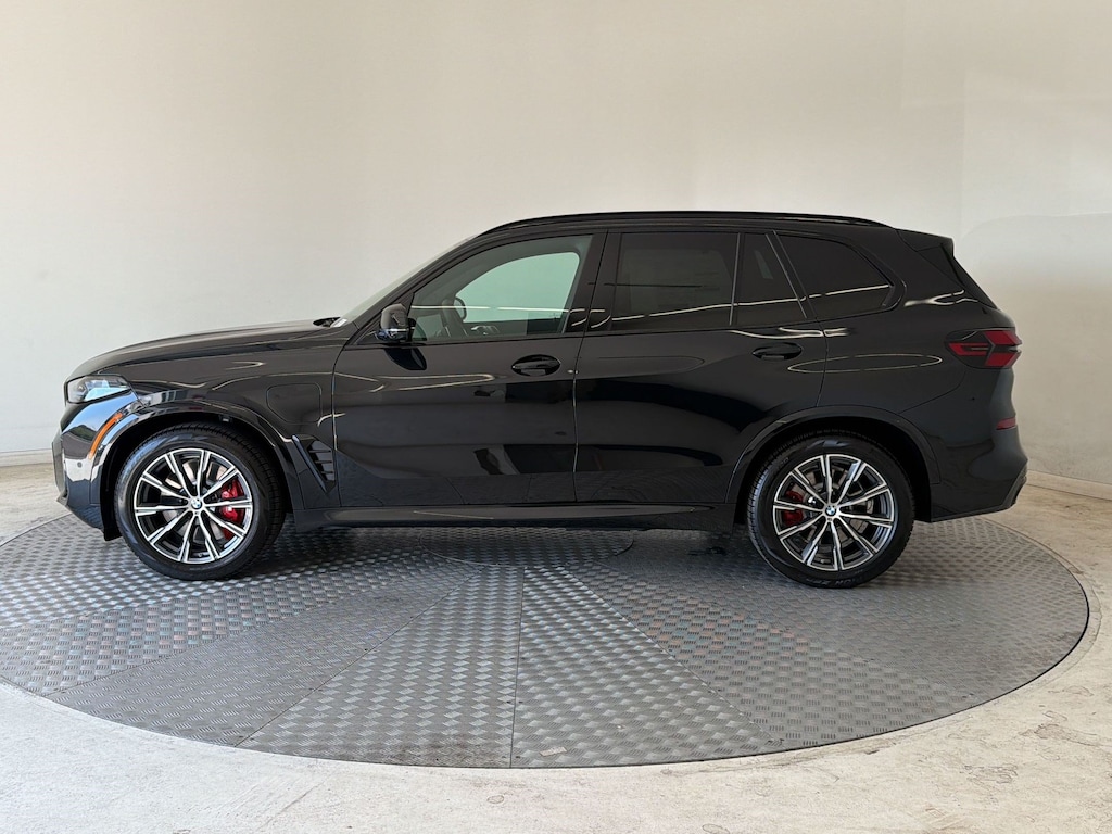 New 2026 BMW X5 PHEV xDrive50e SUV