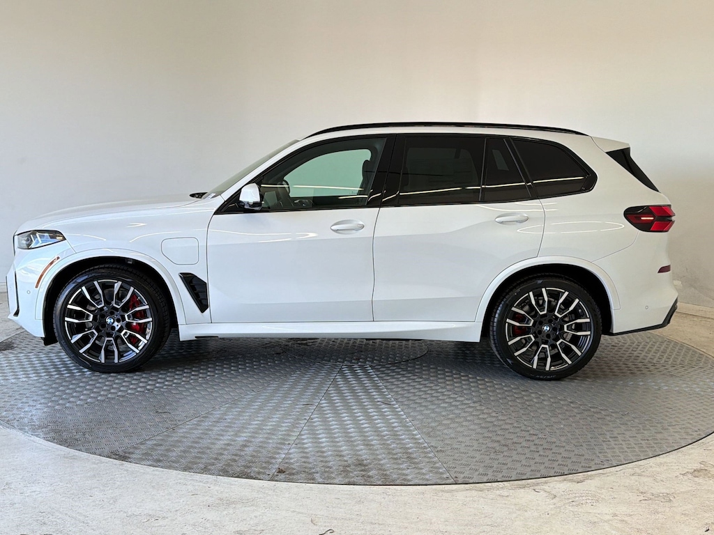 New 2026 BMW X5 PHEV xDrive50e SUV