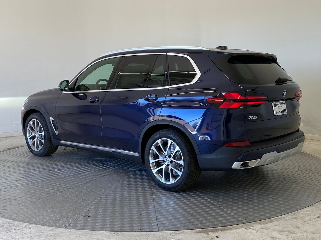 New 2026 BMW X5 PHEV xDrive50e SUV