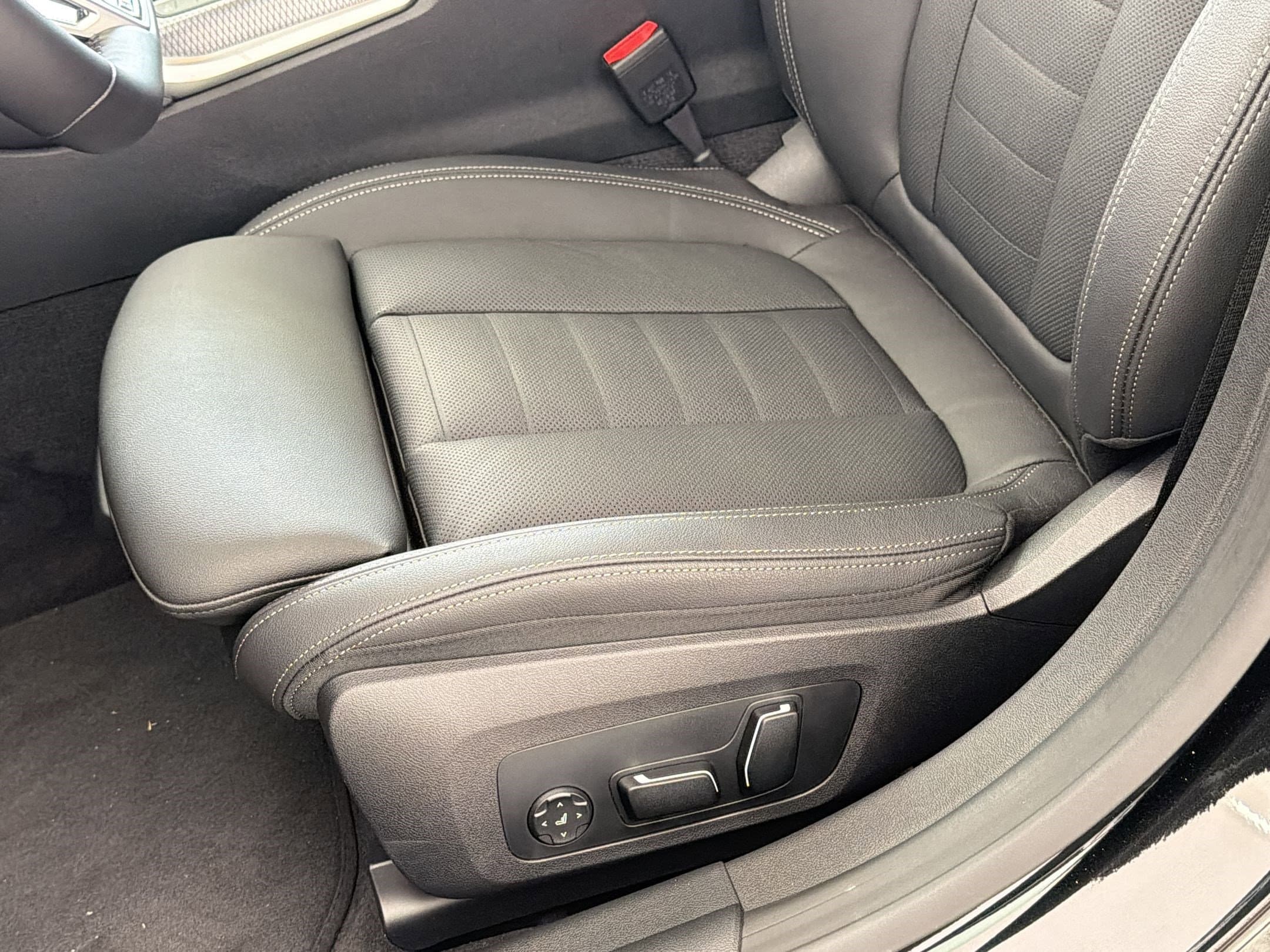 2026 BMW 4 Series 430i - Photo 14