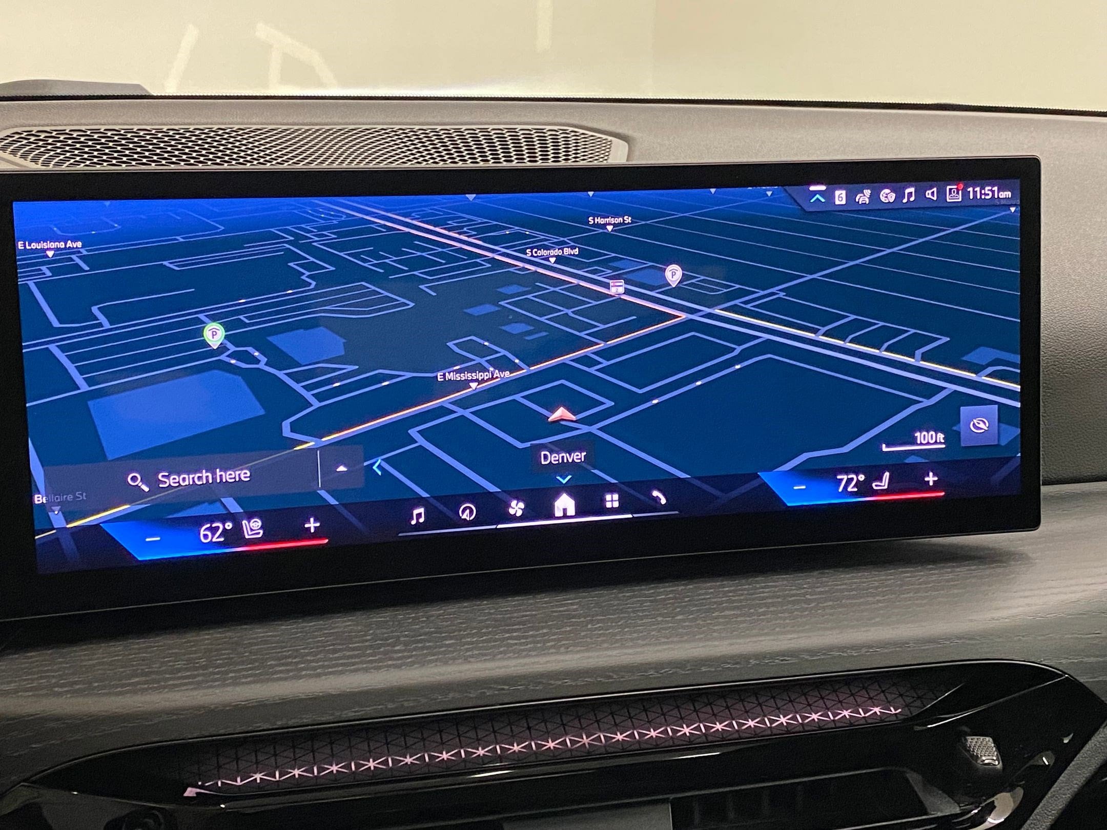 2025 BMW 3 Series 330i - Photo 26