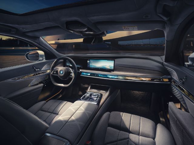 BMW i7 interior
