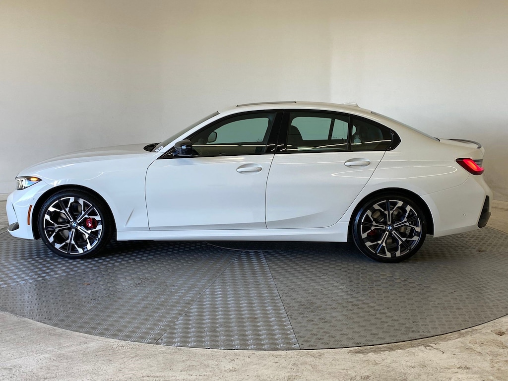 New 2026 BMW 330i xDrive Sedan