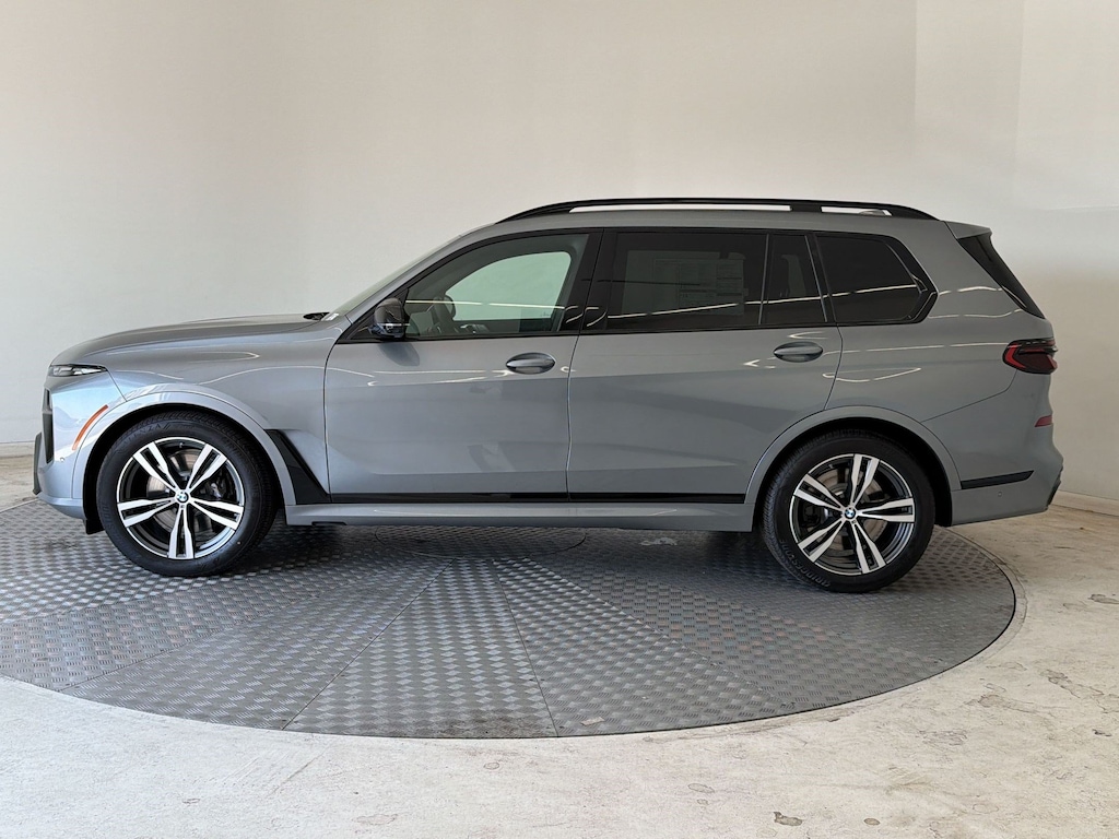 New 2027 BMW X7 M60i SUV