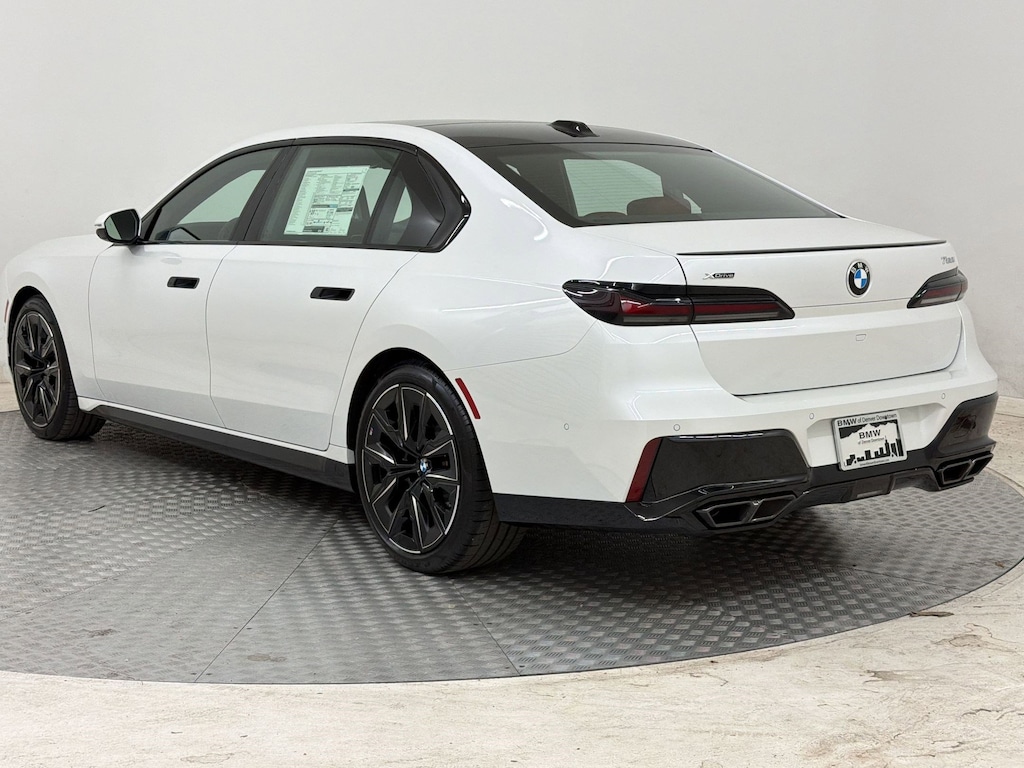 New 2026 BMW 760i xDrive Sedan