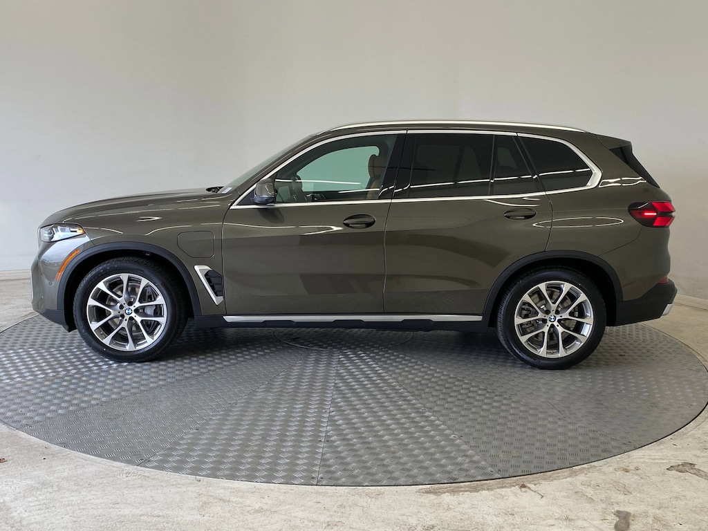 New 2026 BMW X5 PHEV xDrive50e SUV
