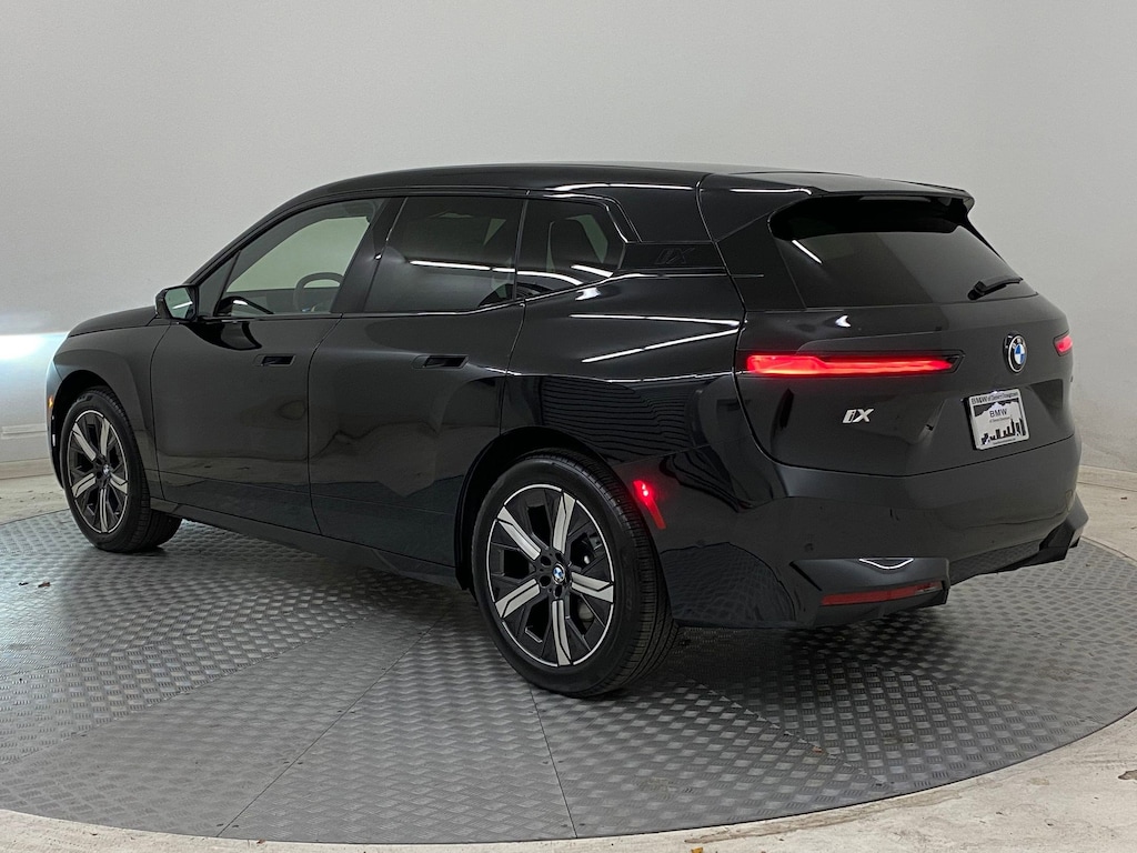 New 2026 BMW iX xDrive45 SUV
