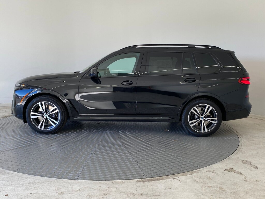New 2026 BMW X7 xDrive40i SUV