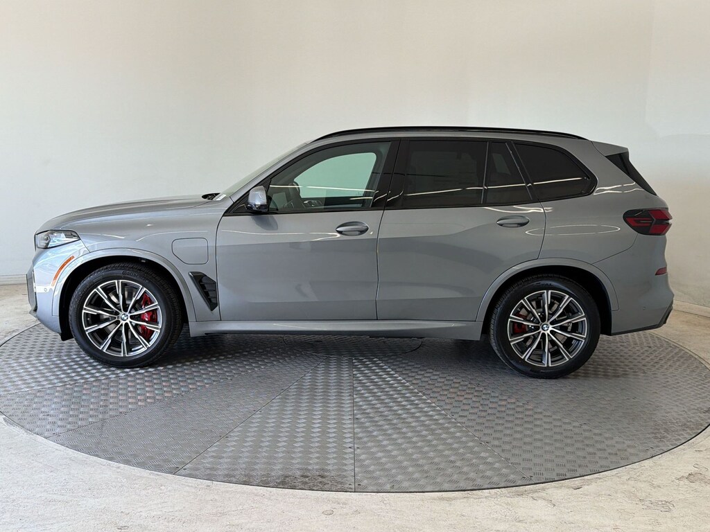 New 2026 BMW X5 PHEV xDrive50e SUV