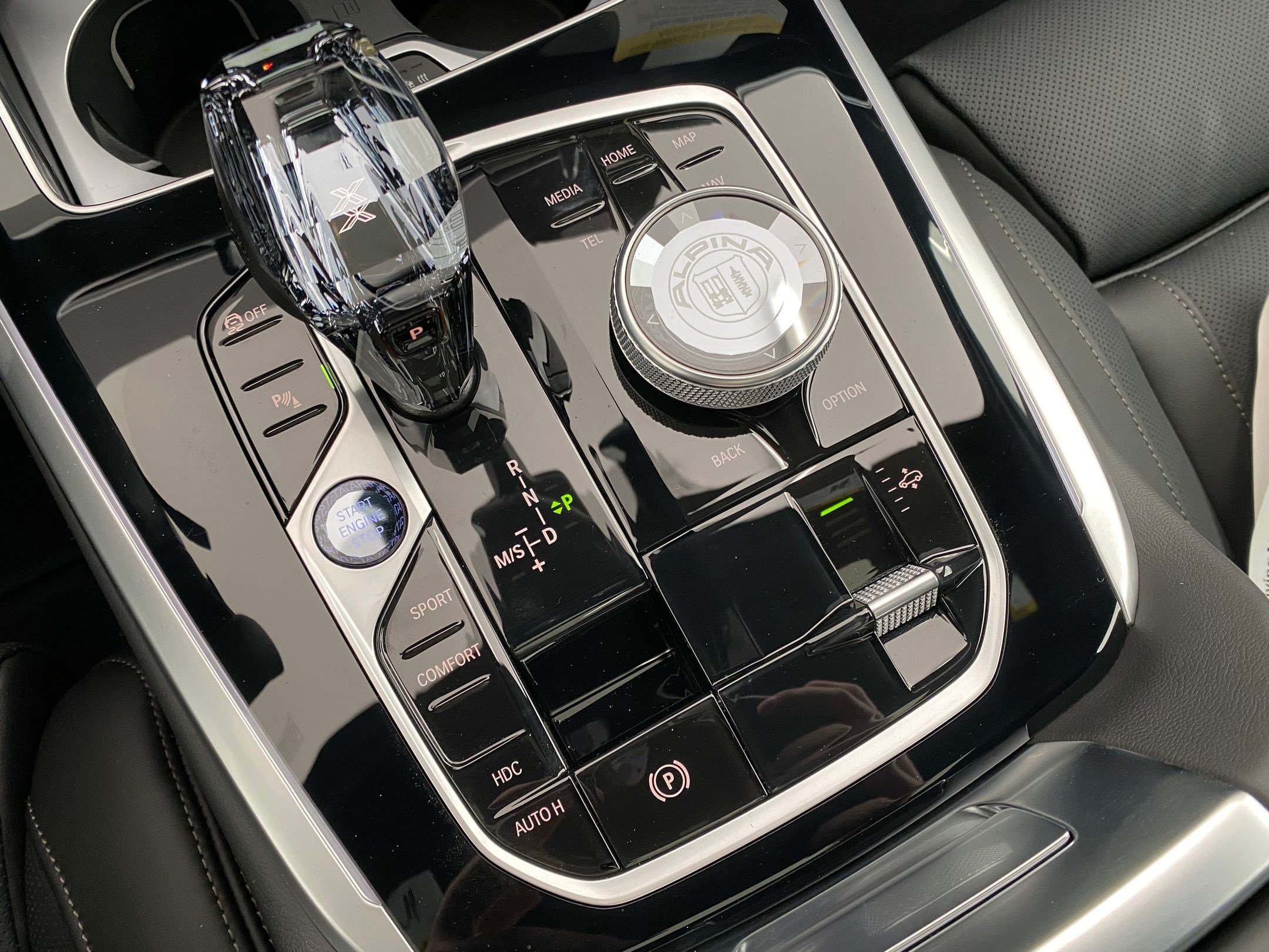2026 BMW X7 ALPINA XB7 - Photo 19