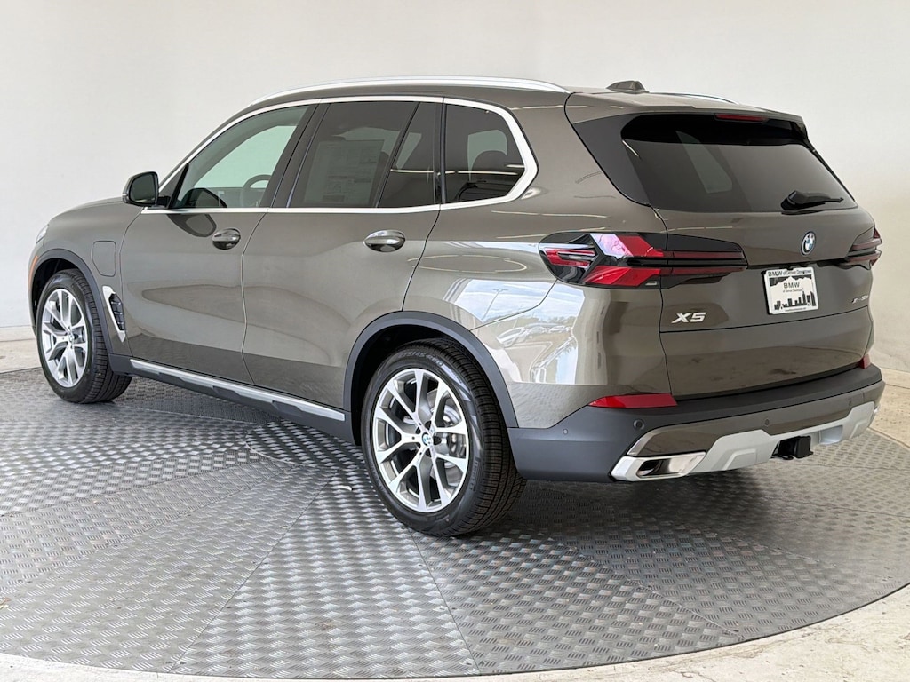 New 2026 BMW X5 PHEV xDrive50e SUV