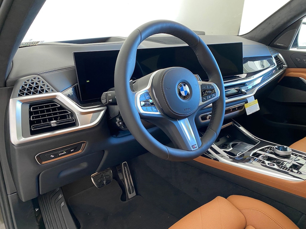New 2026 BMW X7 xDrive40i SUV