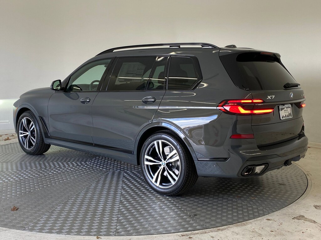 New 2026 BMW X7 xDrive40i SUV