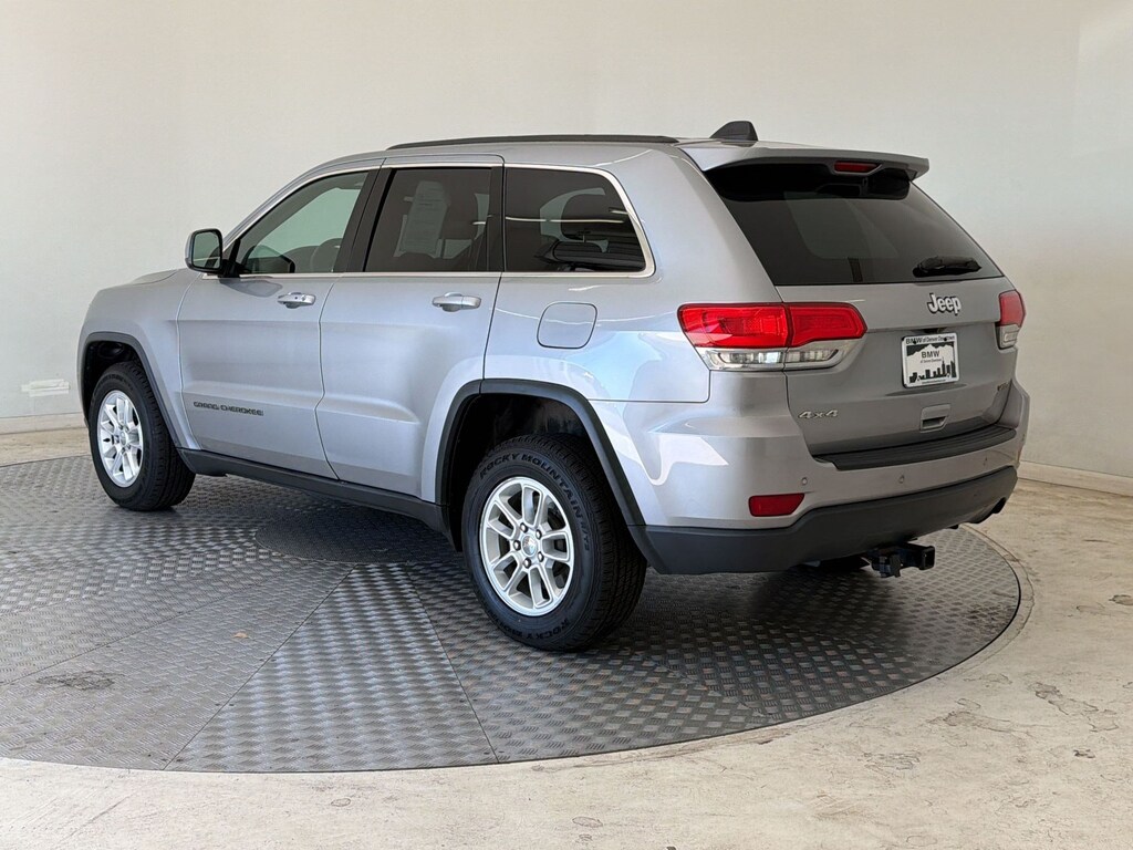 Used 2018 Jeep Grand Cherokee Laredo SUV