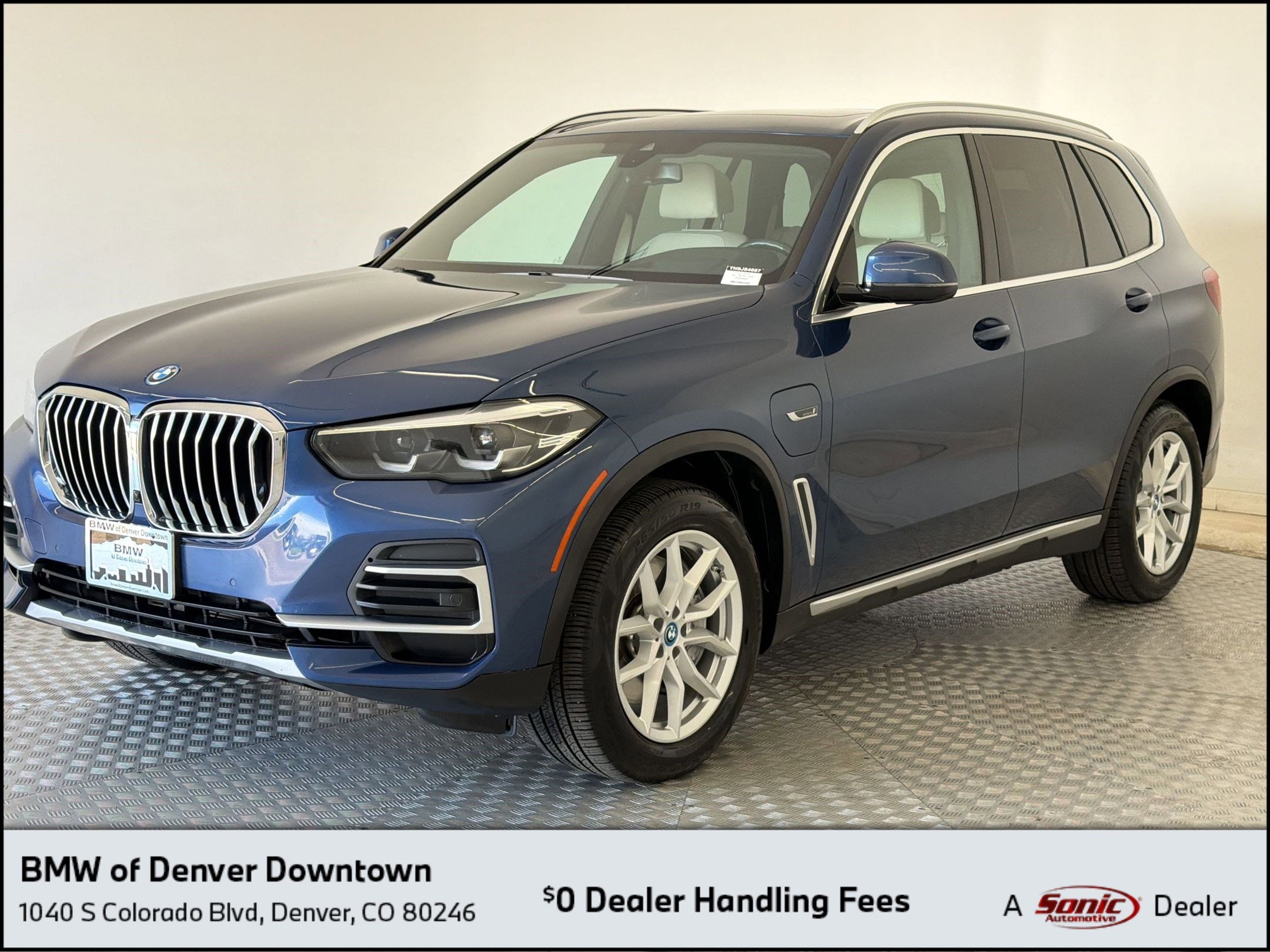 2022 BMW X5 xDrive45e's photo