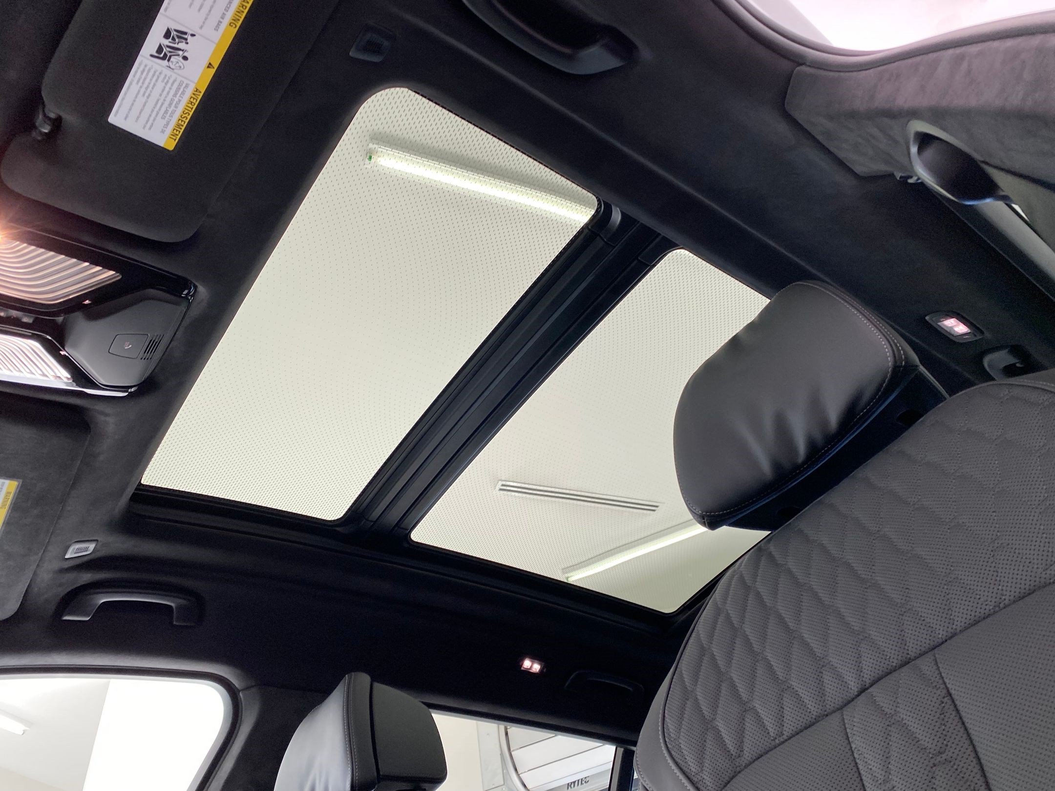 2026 BMW X7 ALPINA XB7 - Photo 15