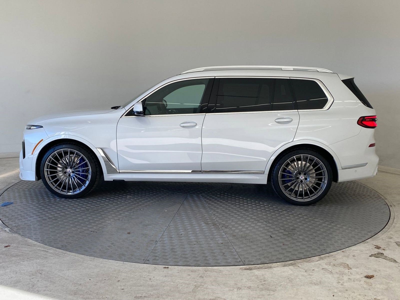 ひ〜ちゃん7ページ　追加分 New 2026 BMW ALPINA XB7 For Sale in Denver | Stock: T9334102