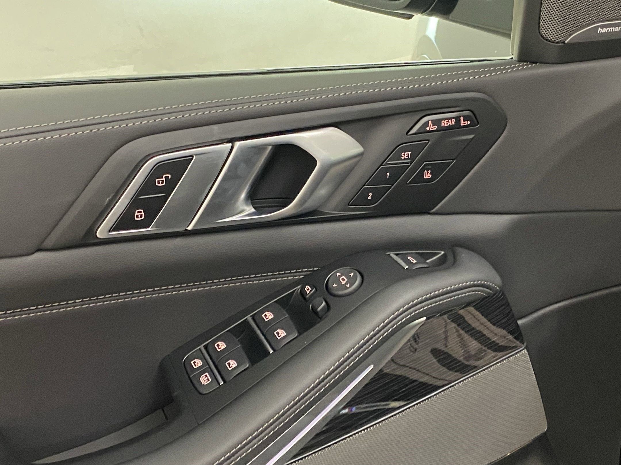 2026 BMW X7 40i - Photo 23