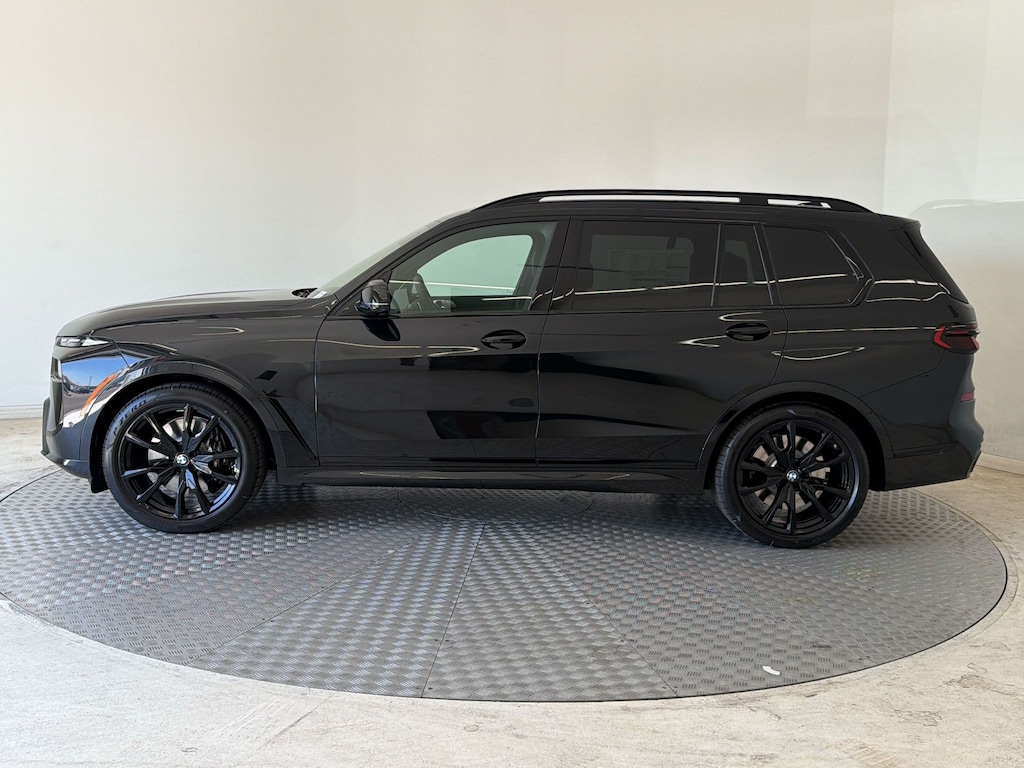New 2027 BMW X7 M60i SUV