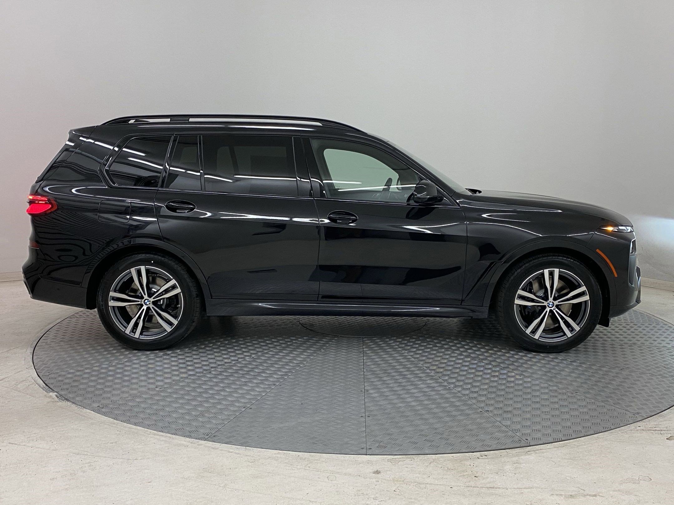 2026 BMW X7 40i - Photo 7
