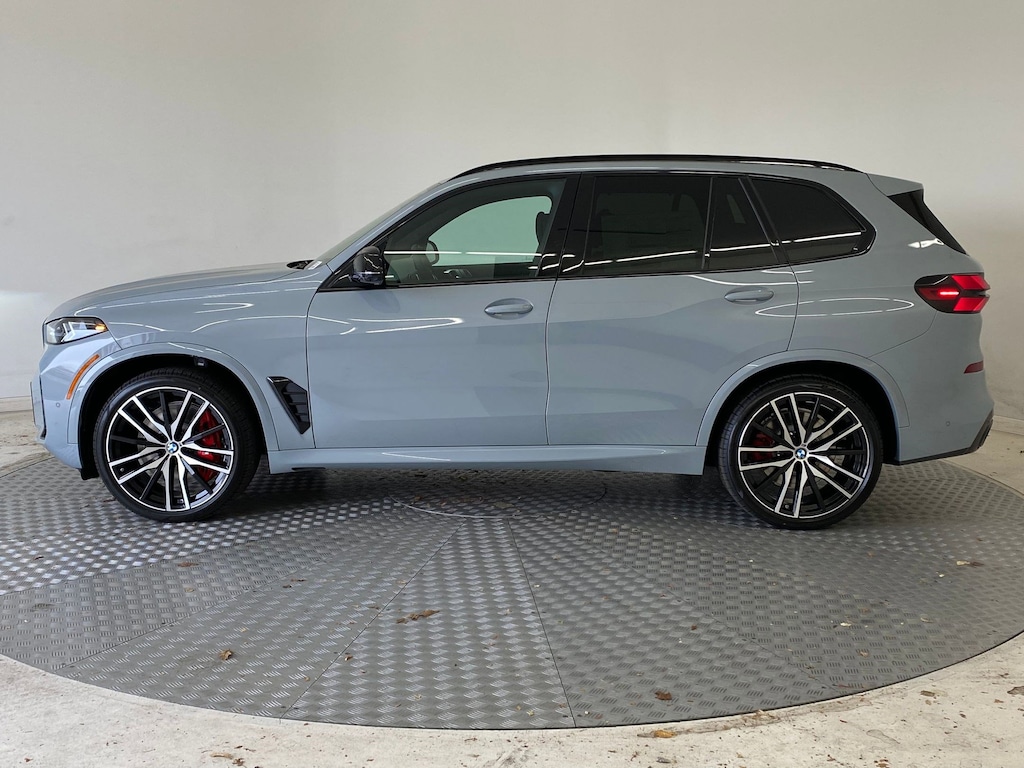 New 2026 BMW X5 M60i SUV