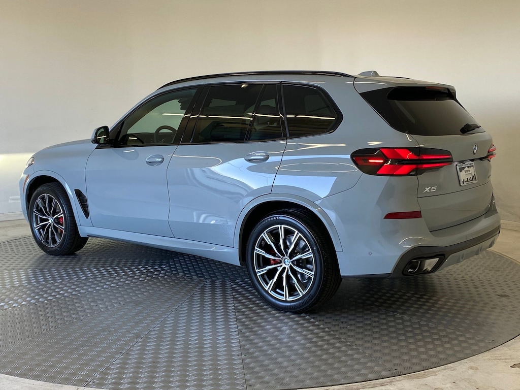 New 2026 BMW X5 xDrive40i SUV
