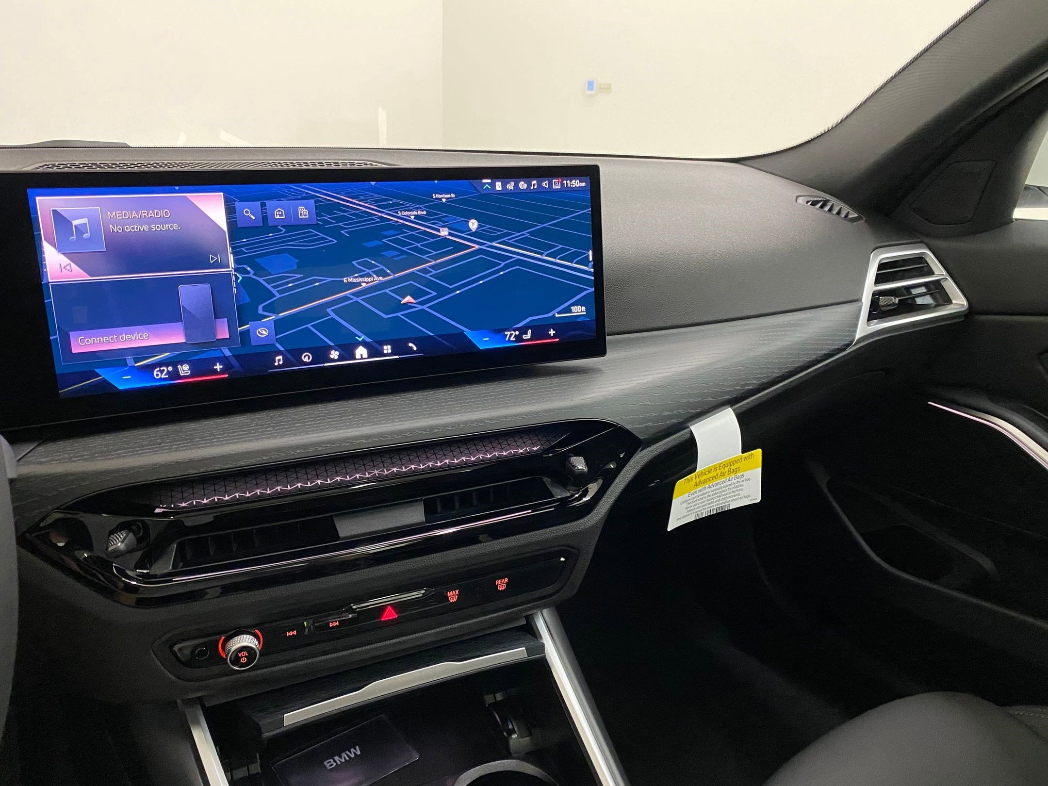 2025 BMW 3 Series 330i - Photo 24