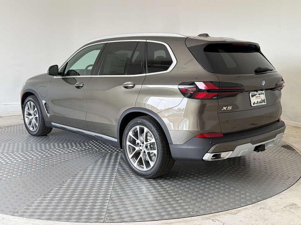 New 2026 BMW X5 PHEV xDrive50e SUV