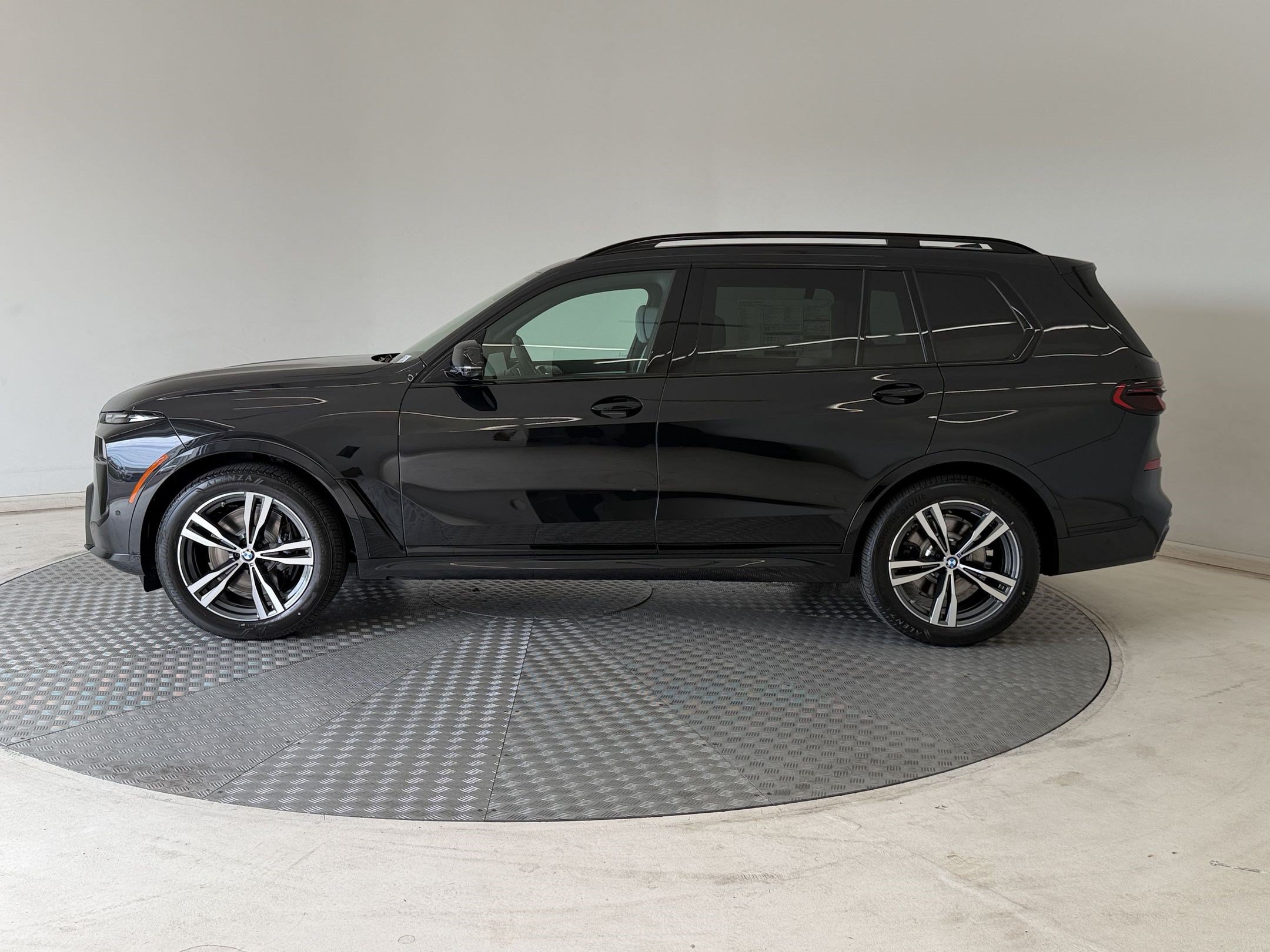 New 2027 BMW X7 xDrive40i SUV