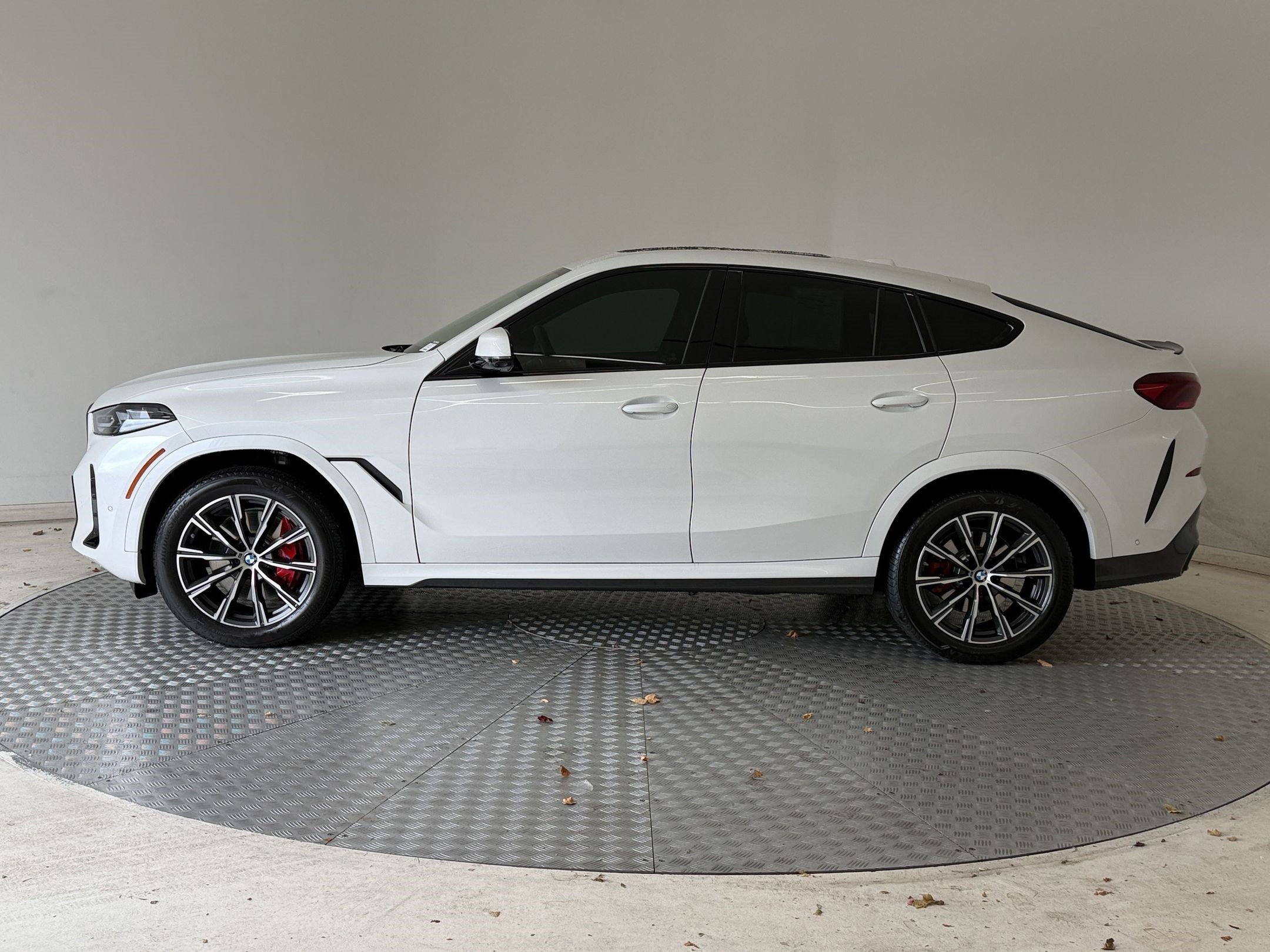 Certified 2026 BMW X6 xDrive40i SUV