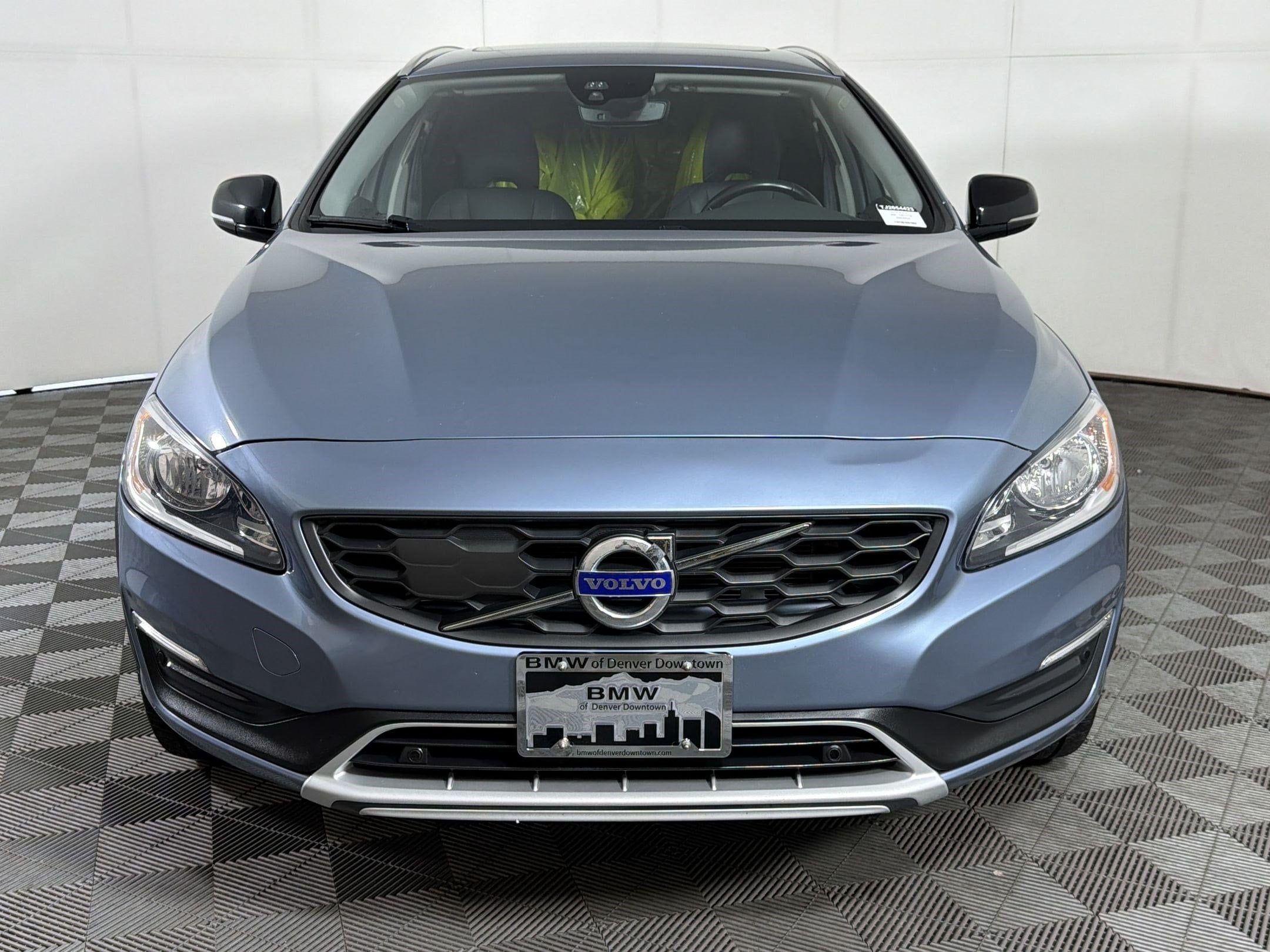 V60 Cross Country T5 AWD Wagon