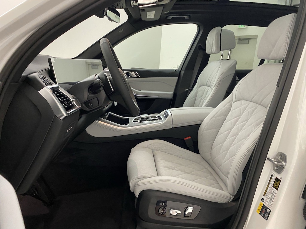 New 2026 BMW X5 PHEV xDrive50e SUV